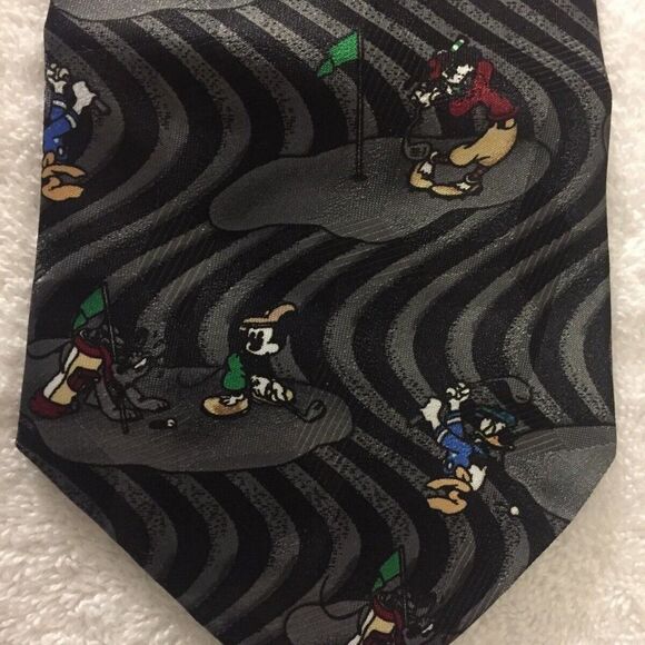 Mickey Unlimited Tie Mickey Mouse Friends Golfing - Picture 3 of 6